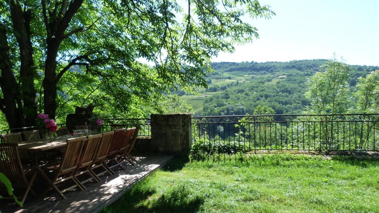 Maison De Famille Et D'Ami-E-S Valady Zewnętrze zdjęcie