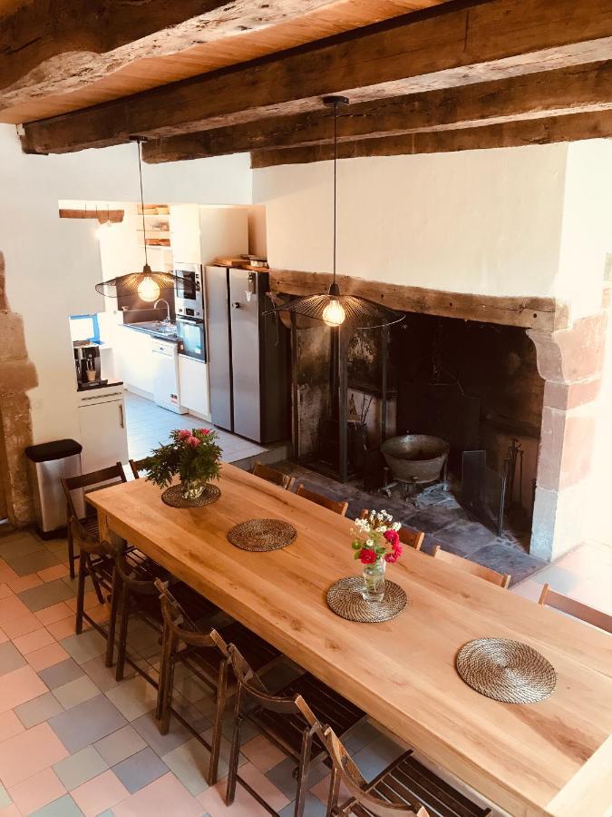 Maison De Famille Et D'Ami-E-S Valady Zewnętrze zdjęcie