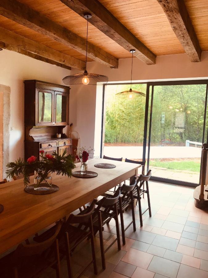 Maison De Famille Et D'Ami-E-S Valady Zewnętrze zdjęcie